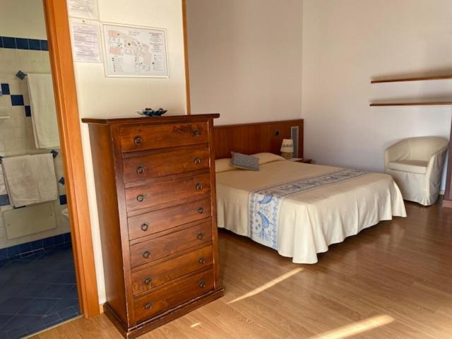 Hotel Villa Canu カブラス エクステリア 写真