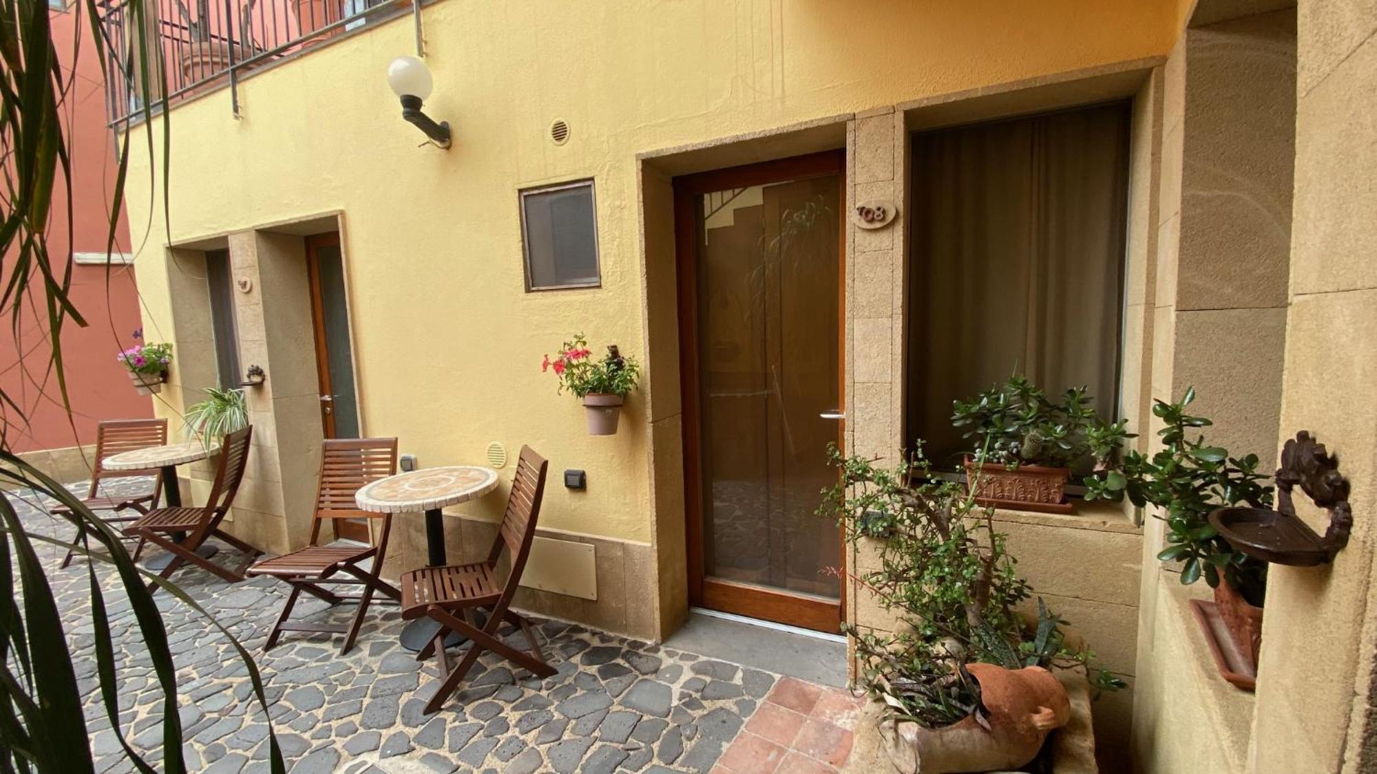 Hotel Villa Canu カブラス エクステリア 写真
