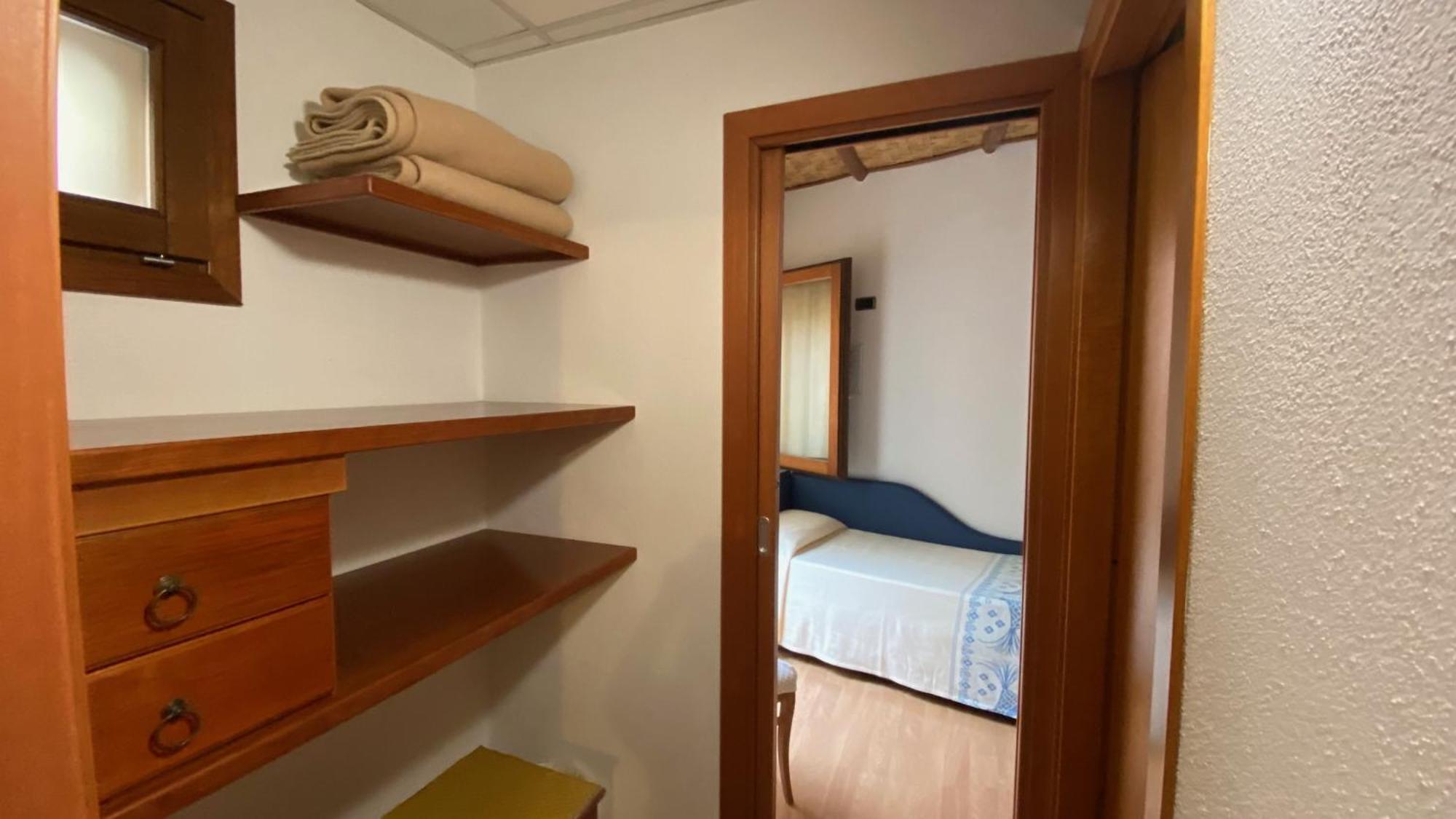 Hotel Villa Canu カブラス エクステリア 写真